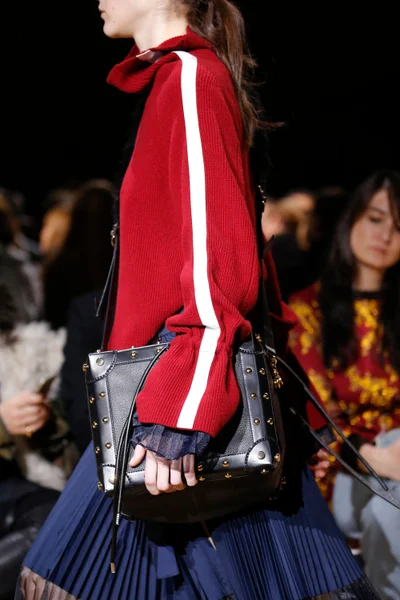 Look 57